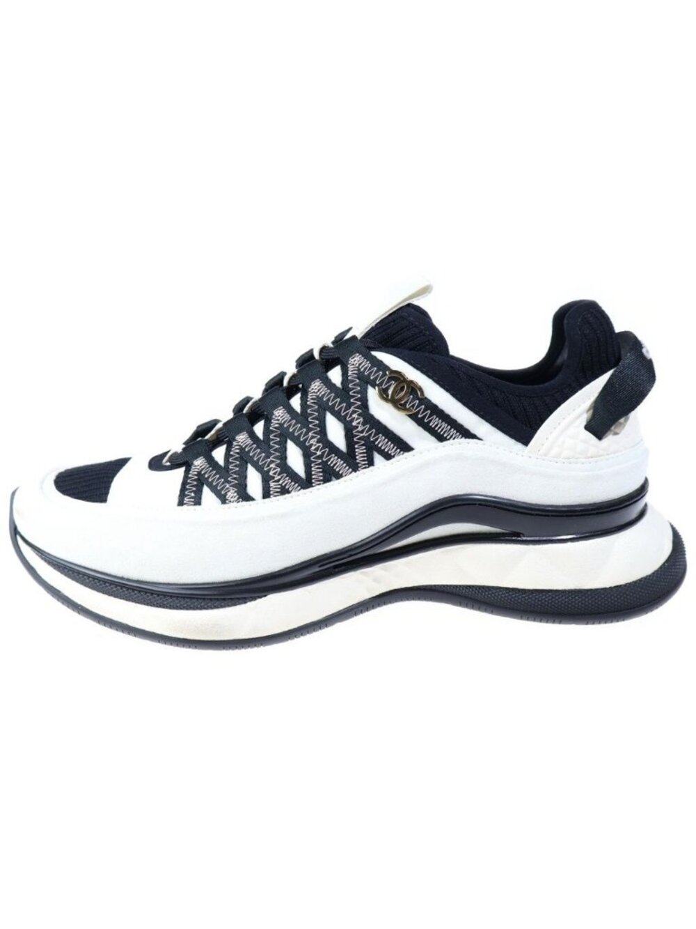 Chanel SS CC Logo Spindle Public Low-Top Sneakers Black White
